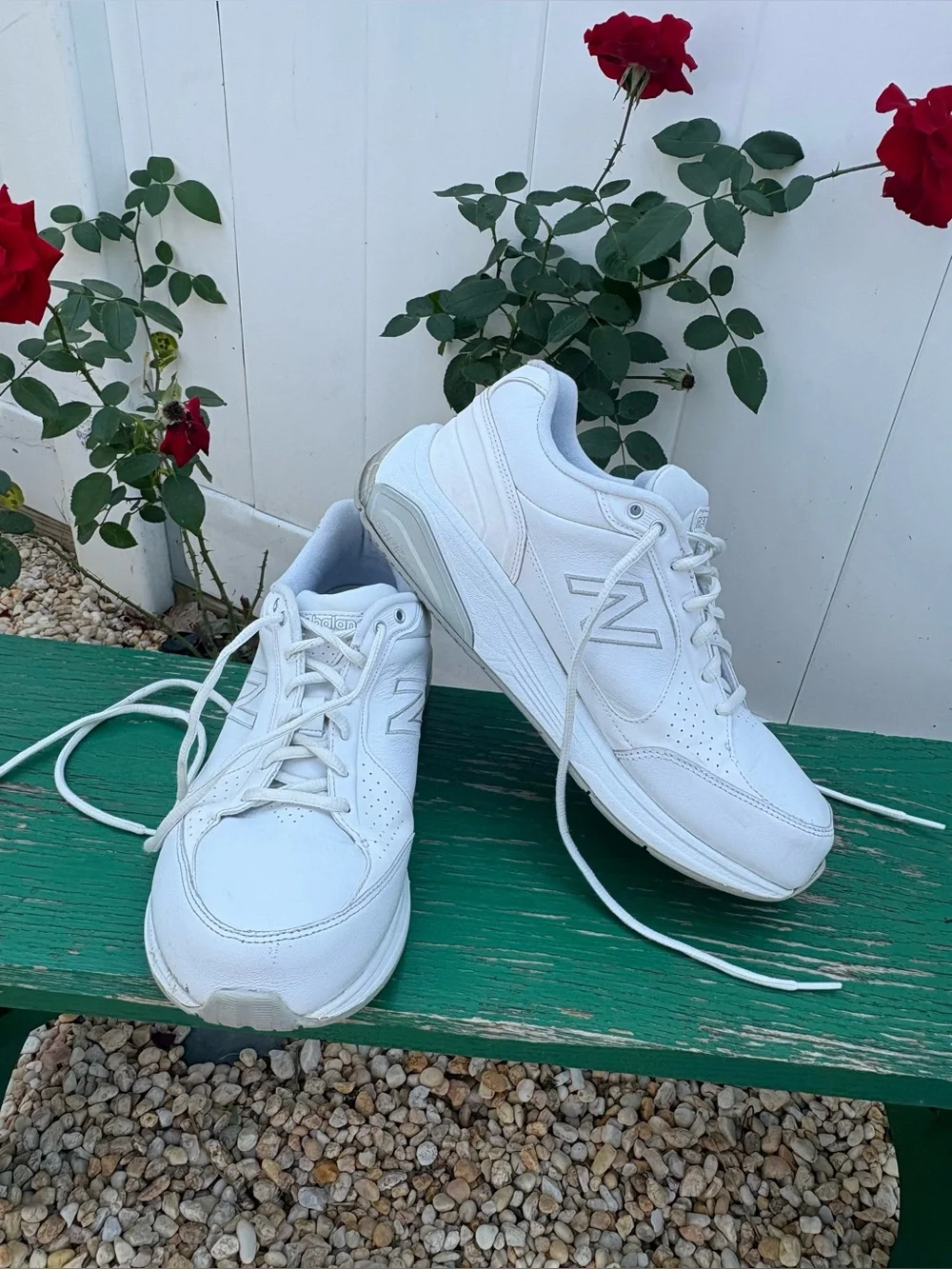 New Balance 928 All white walking sneakers Women’s 10W